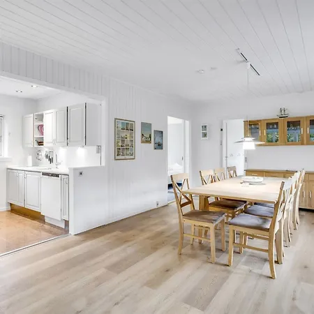 Siiri - 28km From The Sea By Interhome