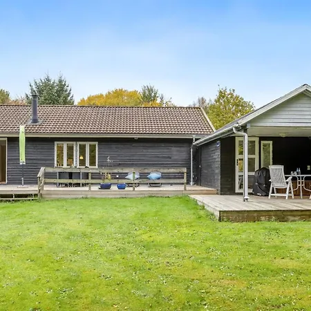 Siiri - 28km From The Sea By Interhome